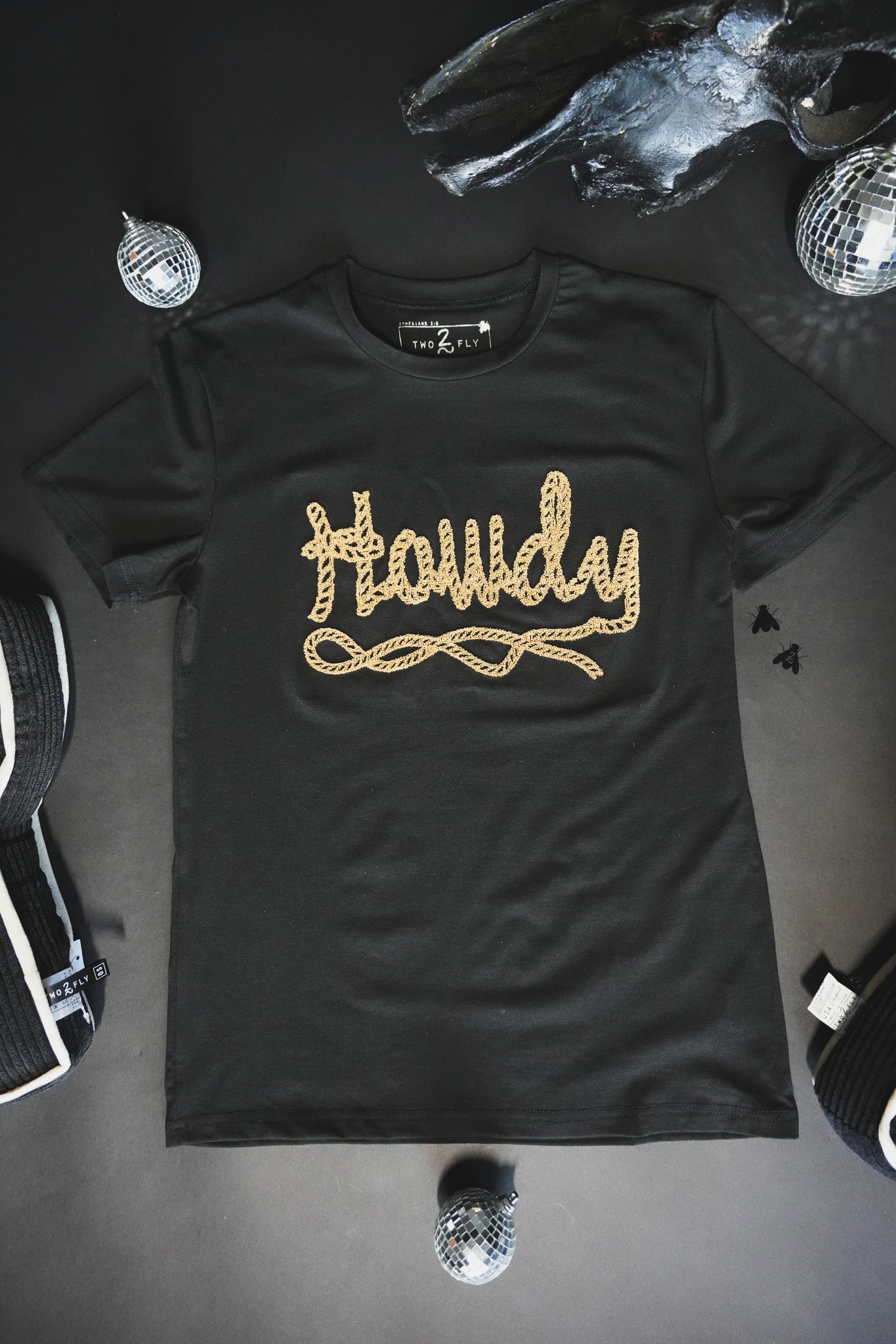HOWDY HONEY * Embroidered Tee [Neutral]
