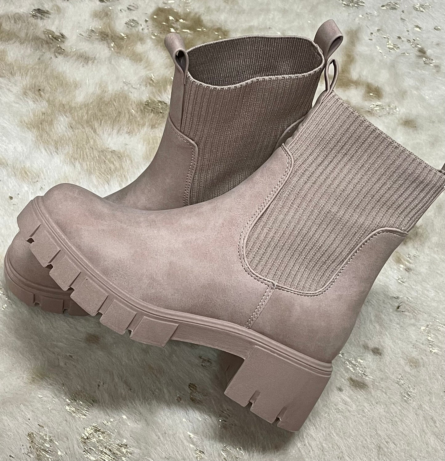 the rayna platform bootie | taupe