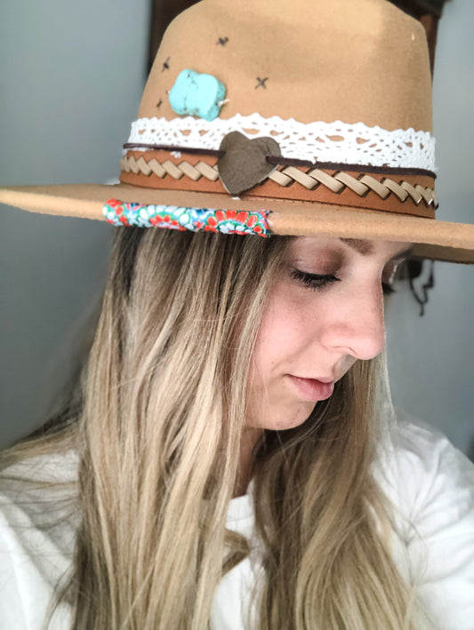 Wandering Turquoise Heart w Embellished Charms Hat Band